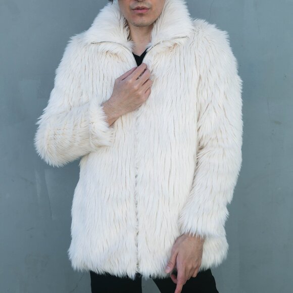 Forever 21 Cream White Chic Faux Fur Jacket Size Large Soft Fluffy Teddy - Picture 4 of 9